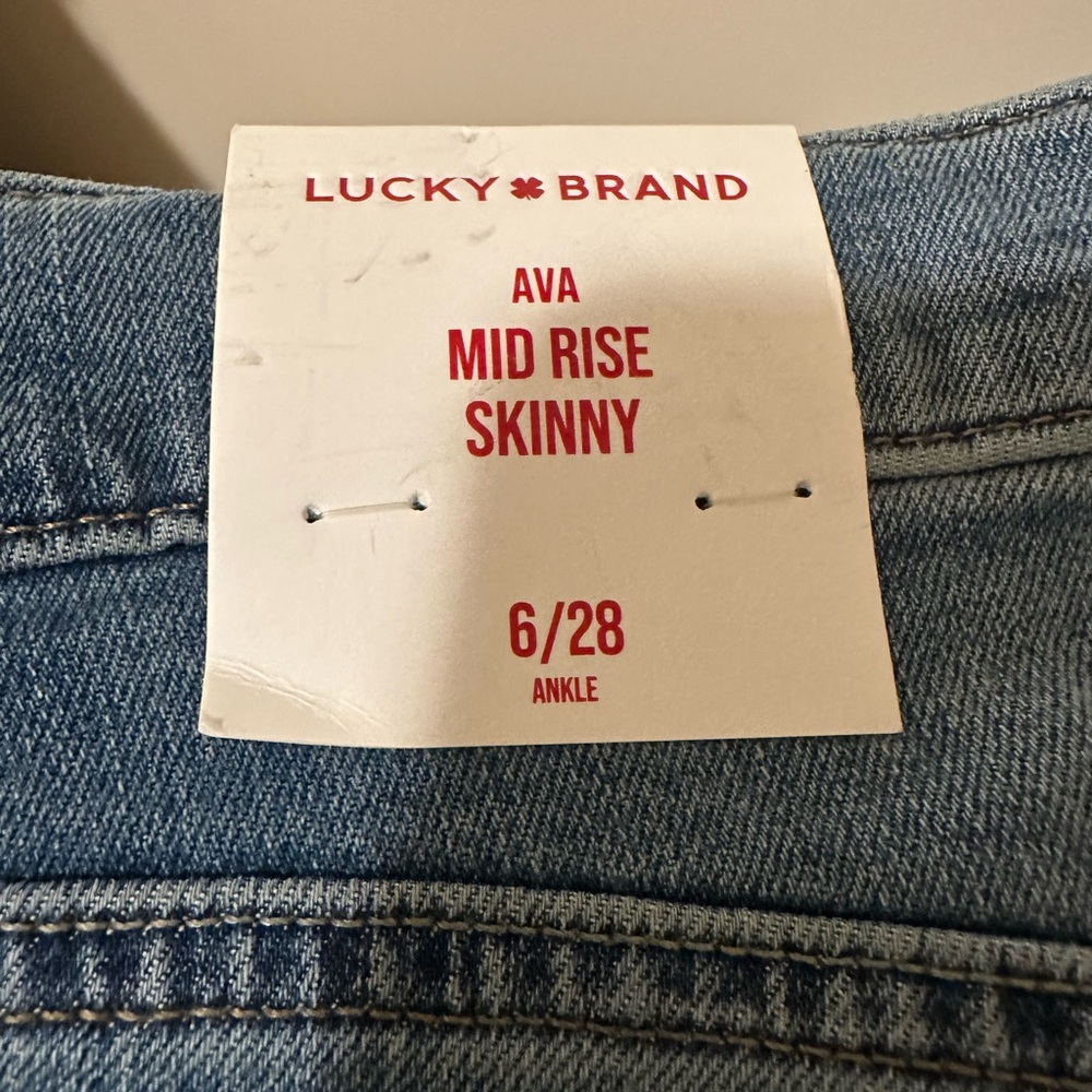 Lucky Brand Ava Mid Rise Skinny Jeans in Light Blue